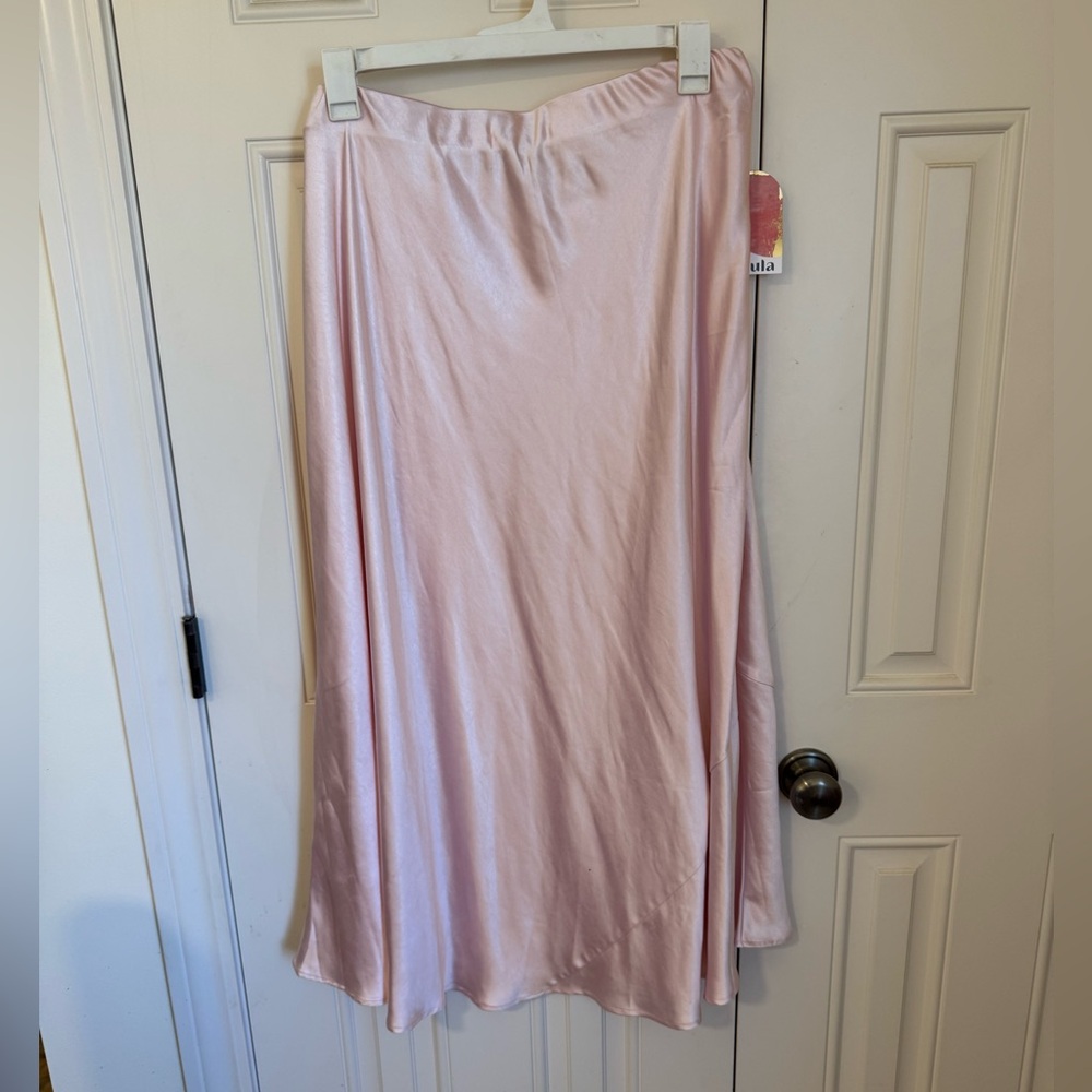 ARULA Blush Satin Maxi Skirt 2X - NWT
